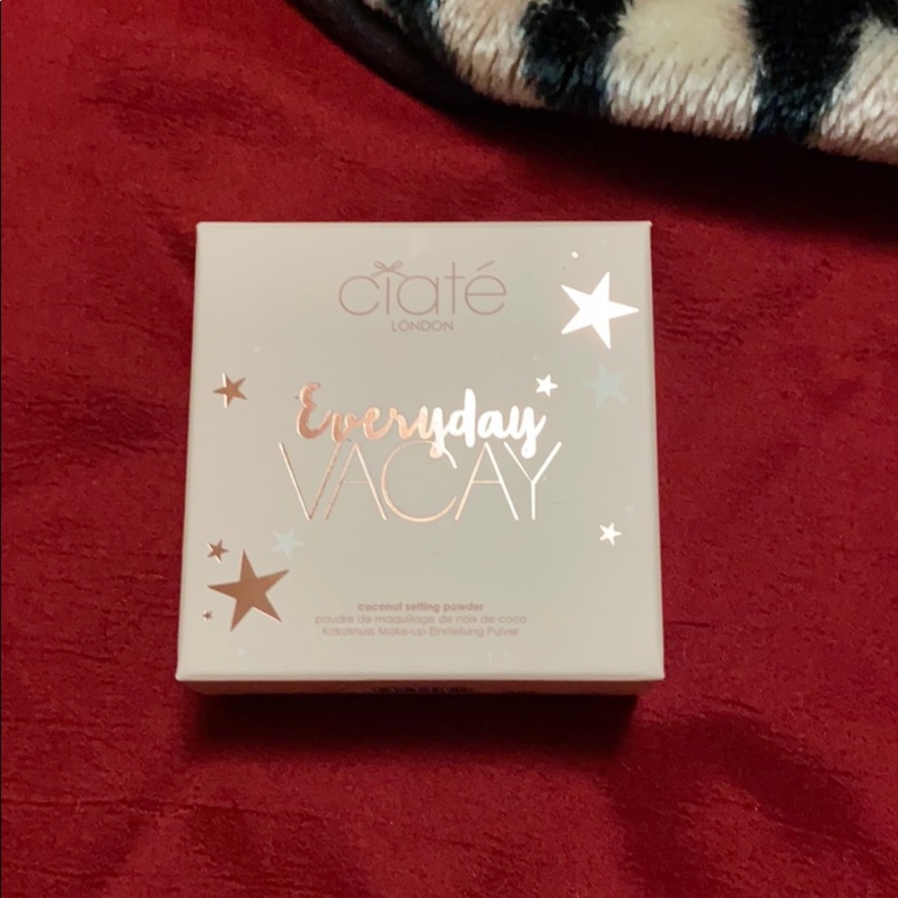 NEW Ciate coconut setting powder